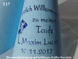 Eleg.-Kaffee-Servietten hellblau, bedruckt mit Blaumetallicprägung und Tauf-Motiv: T17 (Baby/Storch)