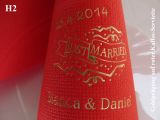 Eleg.-Kaffee-Servietten rot, bedruckt mit Goldprägung und Hochzeits-Motiv: H2 (Just married)