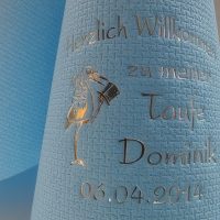 Eleg.-Kaffee-Servietten hellblau, bedruckt mit Silberprägung und Tauf-Motiv: T17 (Baby/Storch) Eleg.-Kaffee-Servietten hellblau, bedruckt mit Silberprägung und Tauf-Motiv: T17 (Baby/Storch)